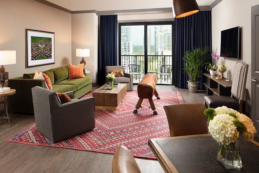 ZaZa-ATX-Collegiate-LIVING-2
