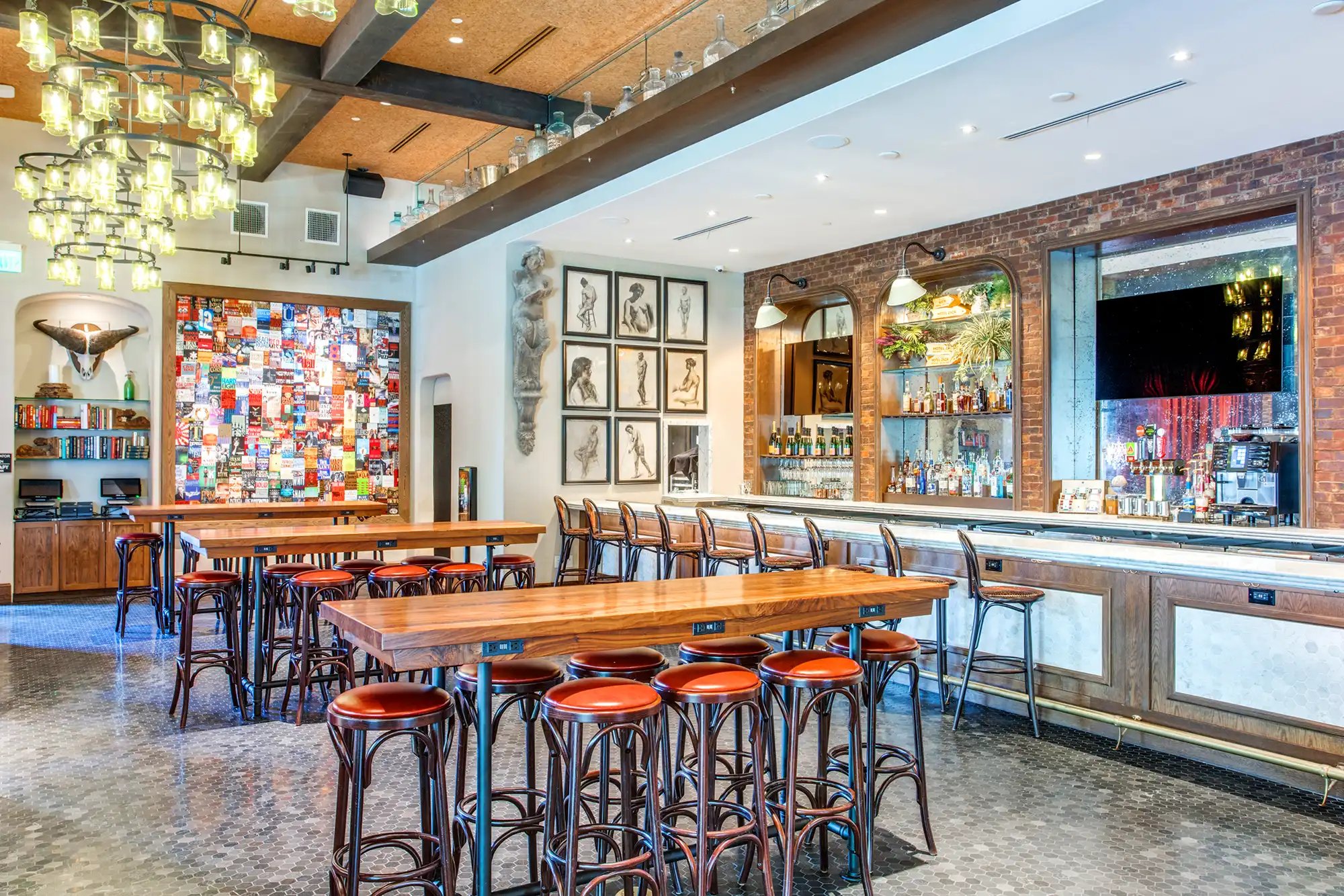 ZaZa-ATX-PerfectStrangers-DINING-2