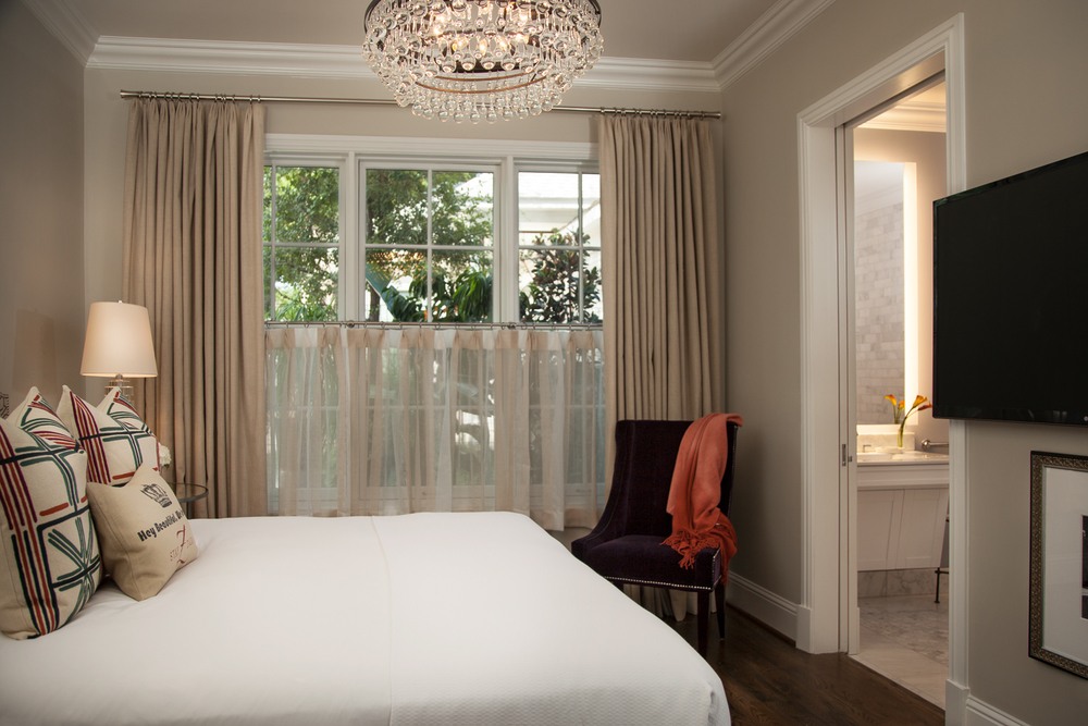 Bungalow-9-Bed-WEB