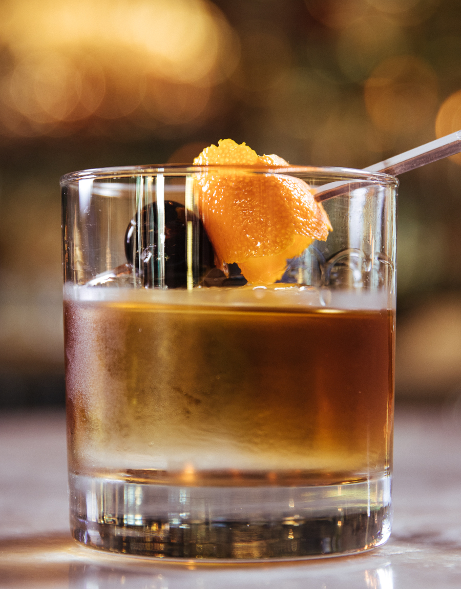 ZaZa-Whiskey-Drink-Bar-Dining