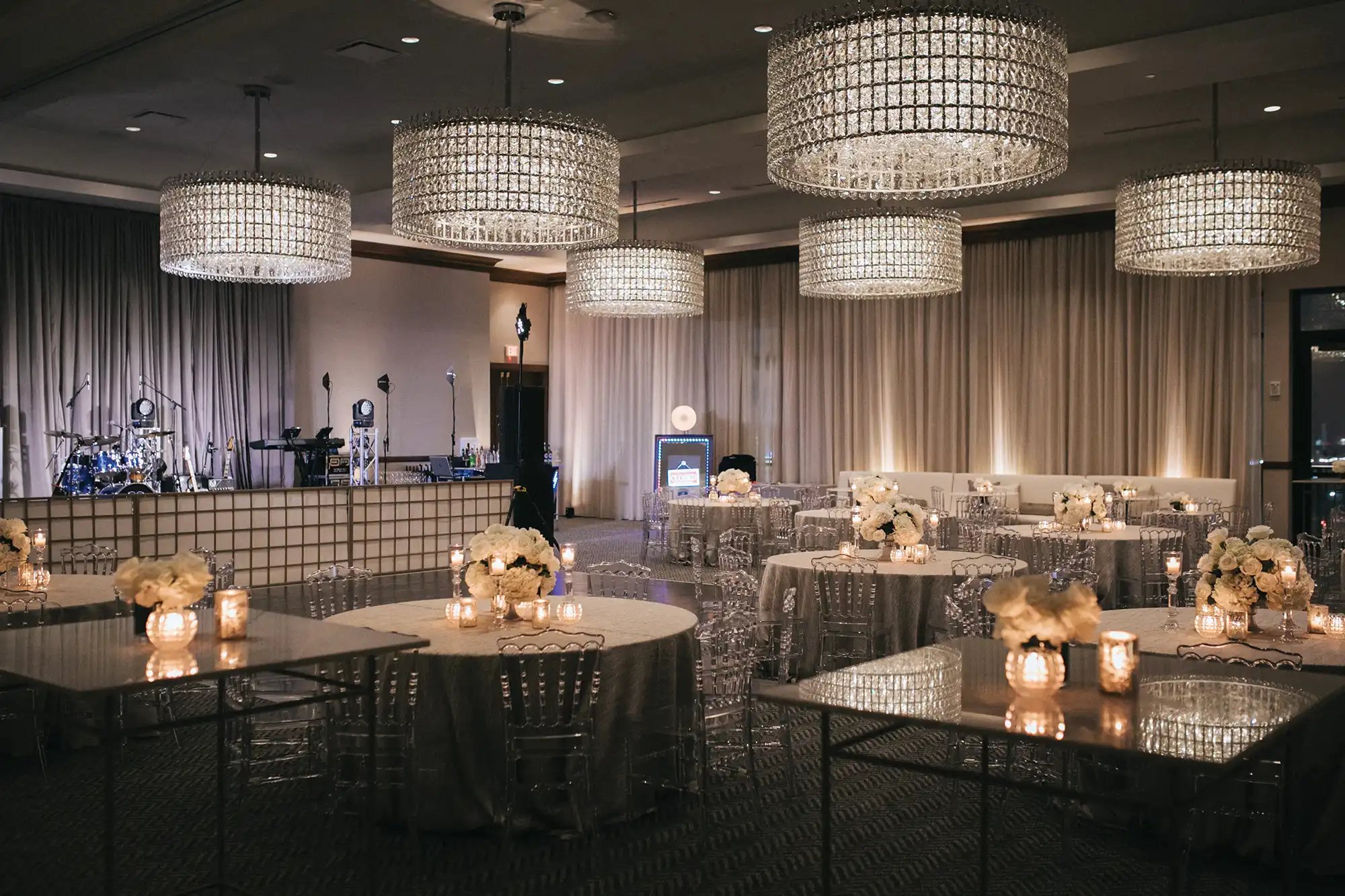 Hotel ZaZa Houston Memorial City Great Expectations Wedding Setup