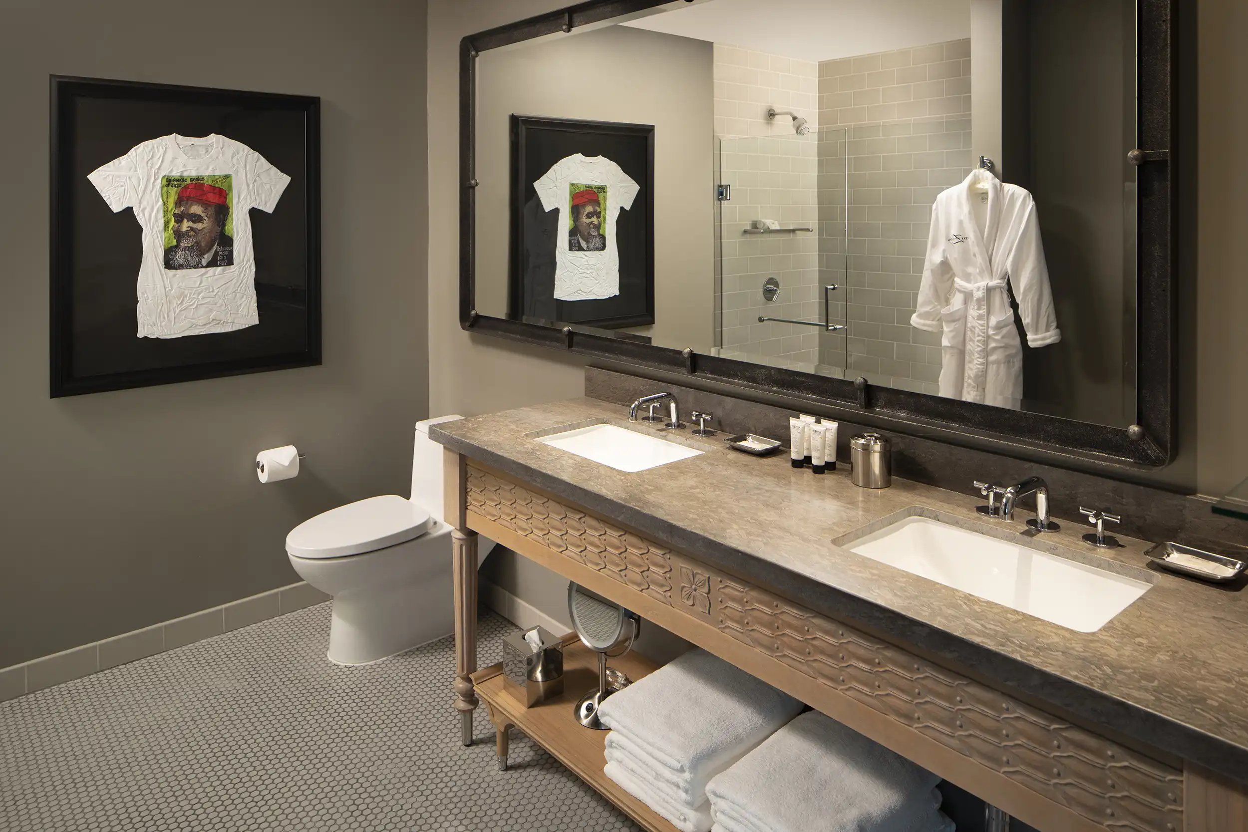 ZaZa Austin Guest Rooms Balcony Corner Suite King 5