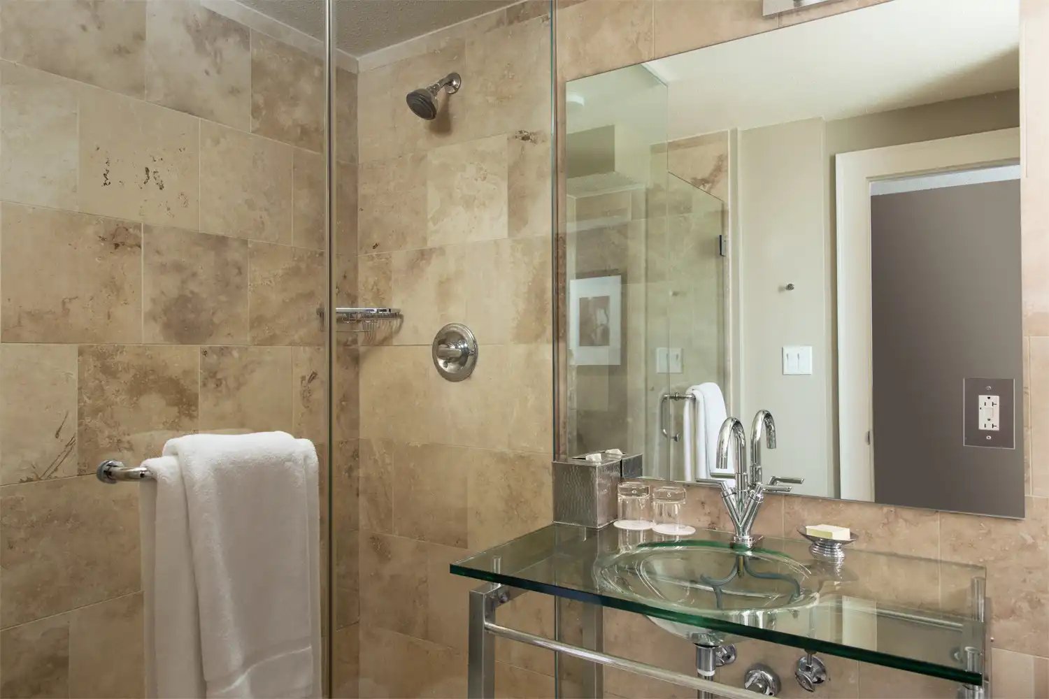 Hotel ZaZa Houston Museum District Guest Room ZaZa Petites 2