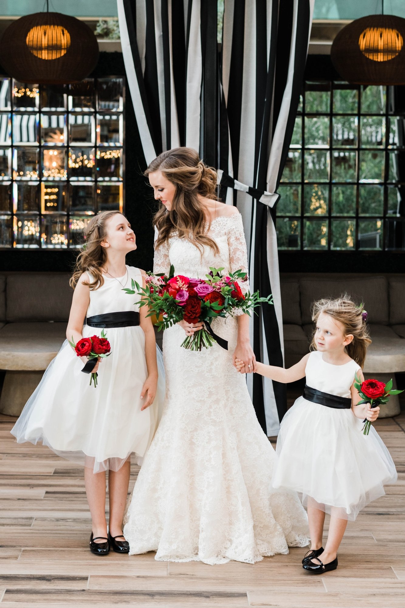 Hotel-ZaZa-Houston-Memorial-City-Weddings-Bride-with-girls