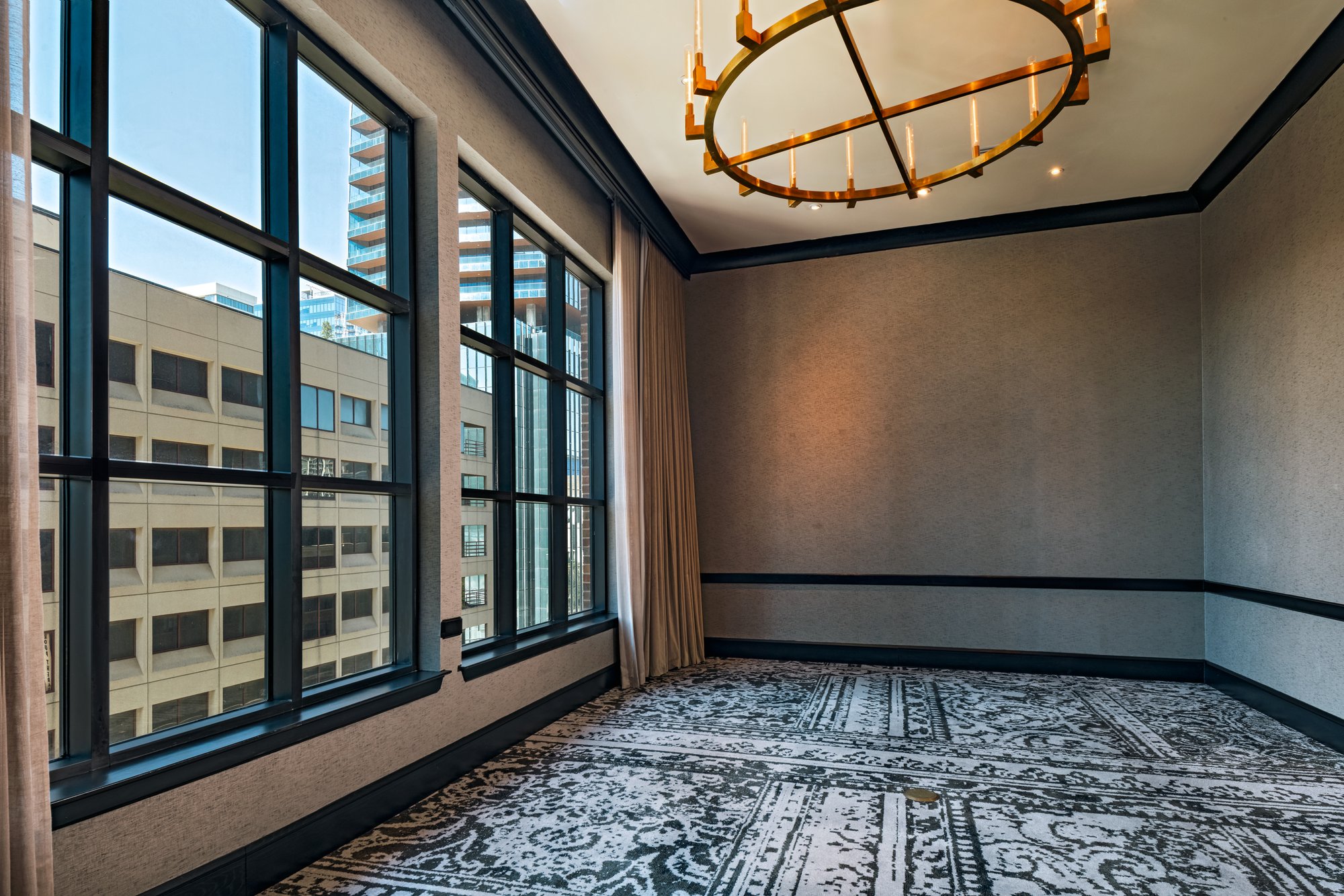 ZaZa-ATX-Ballroom-TOAST-TRIBUTES-A-2