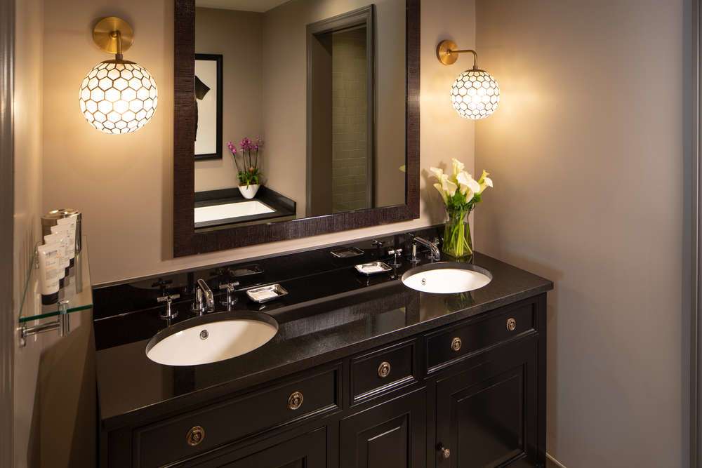 ZaZa-ATX-Collegiate-BATH