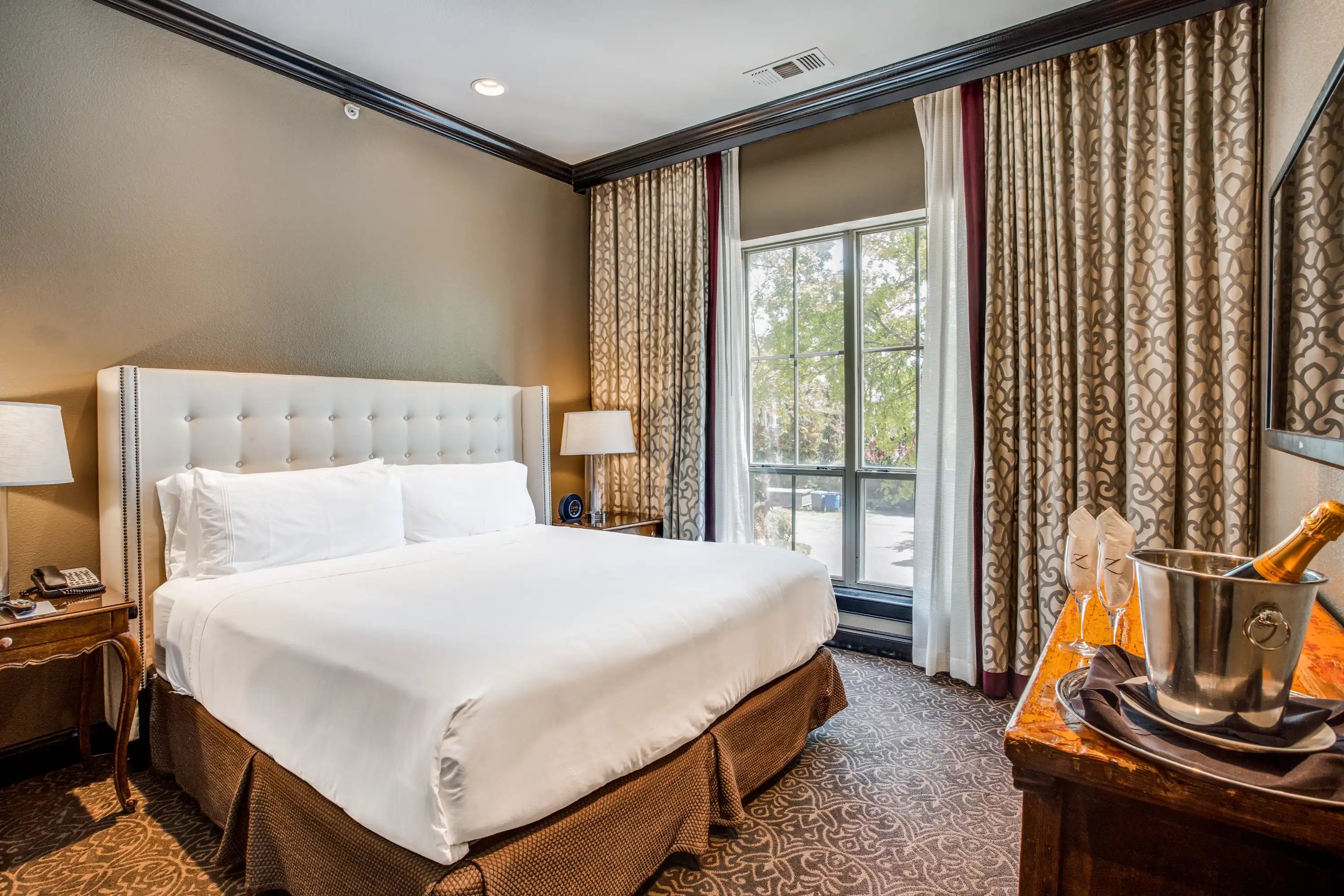 Hotel ZaZa Dallas Concept Suite Studio Suite 2