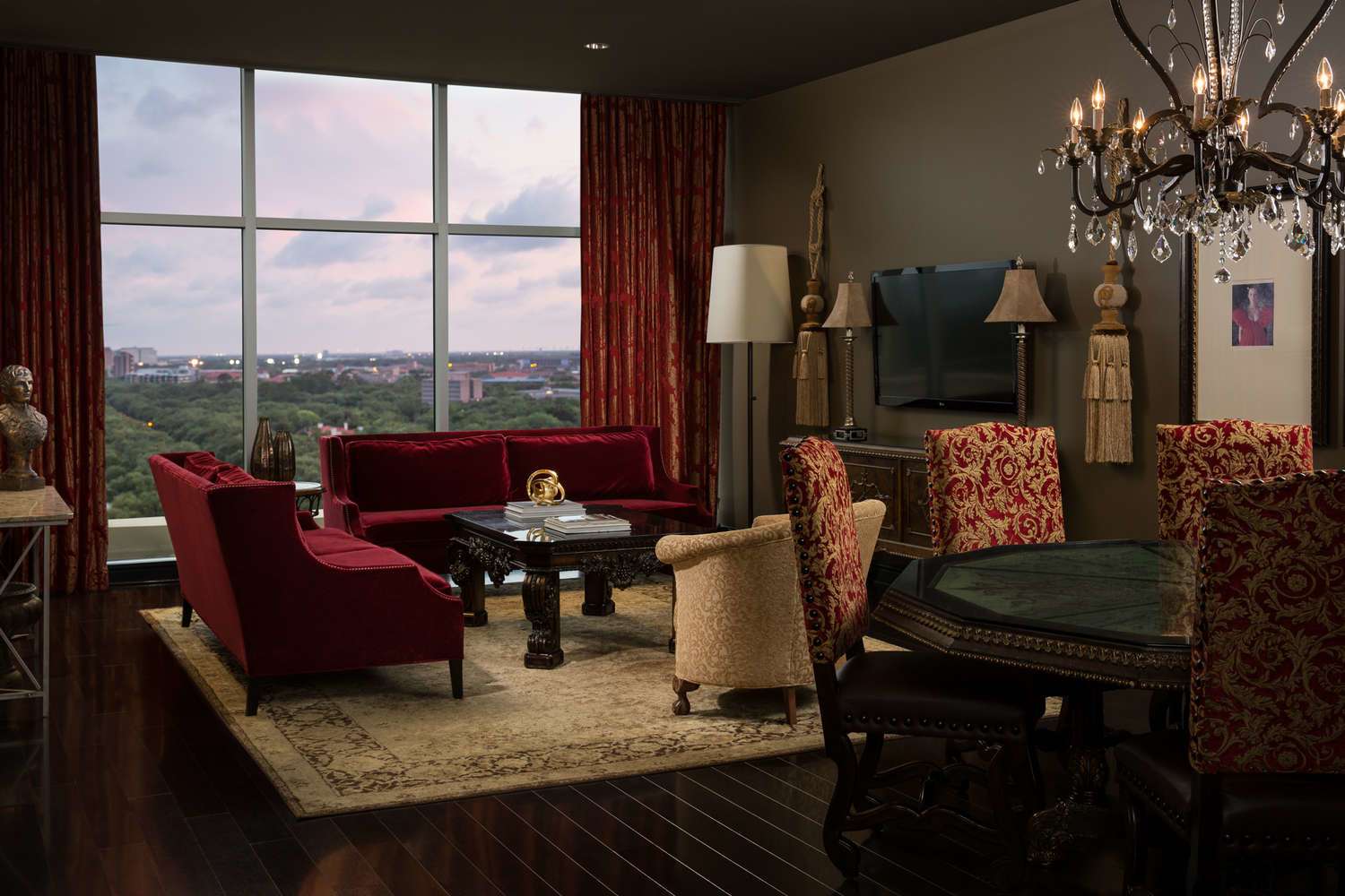 ZaZa-HOU-MAG7-SUITE-BellaVita-LIVINGROOM