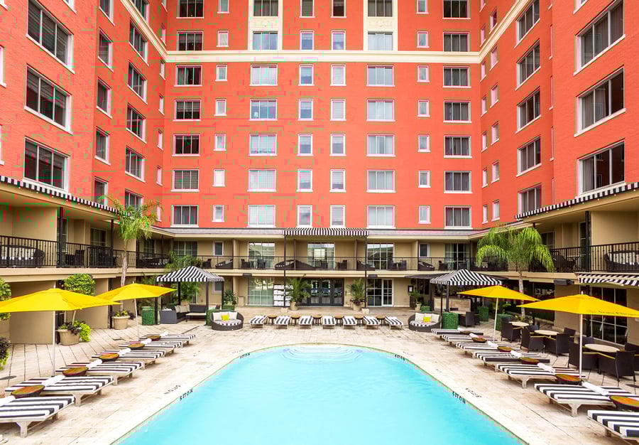 Hotel ZaZa Houston Museum District Dining Poolside 2