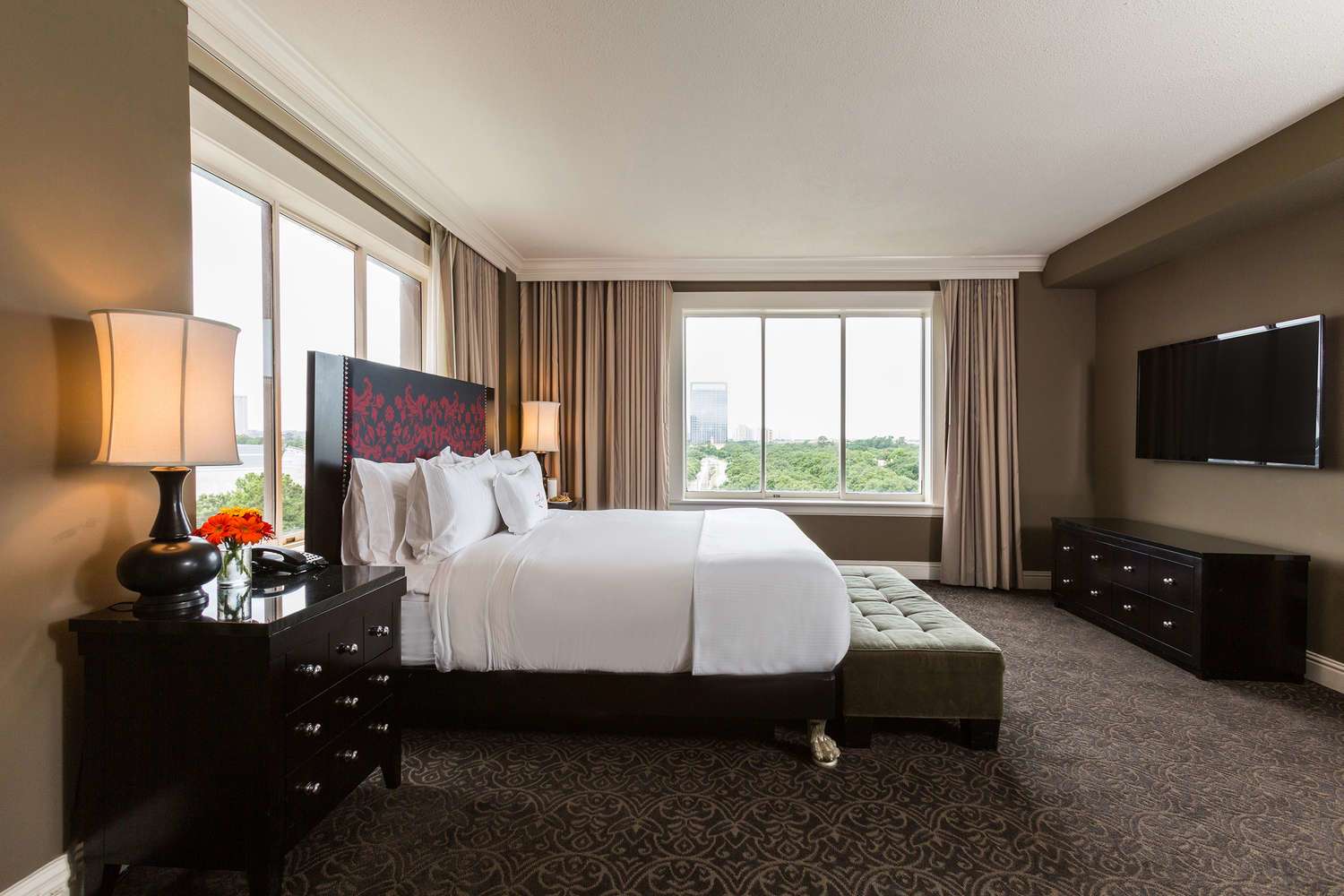 ZaZa-HOU-STANDARD-ROOM-Divino4