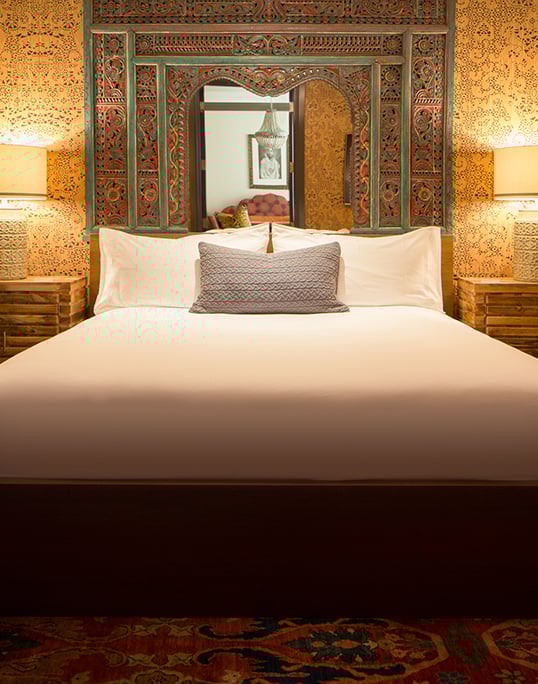 web_PassageIndia_bed