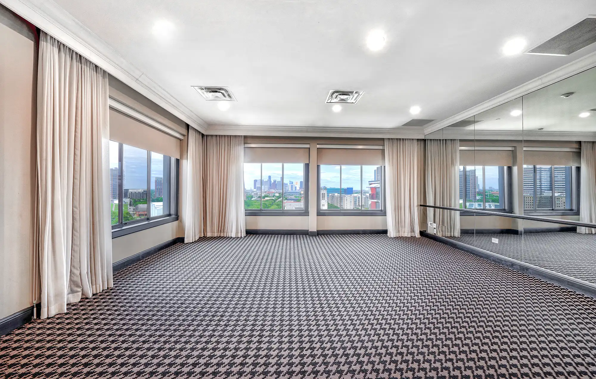 ZAZA-MD-EventSpace-ROOM-WITH-A-VIEW-2