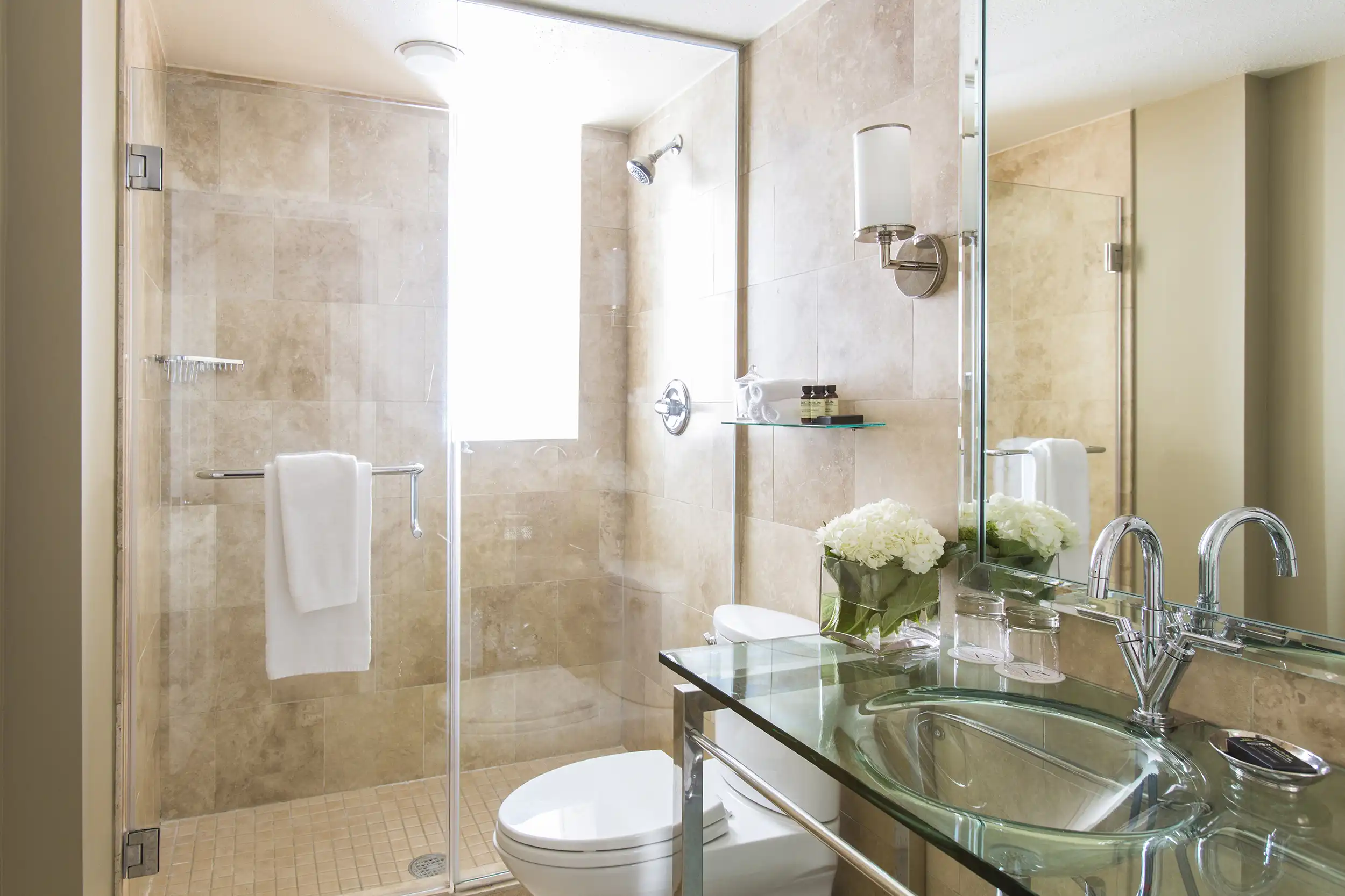 ZaZa-HOU-STANDARD-ROOM-King-3